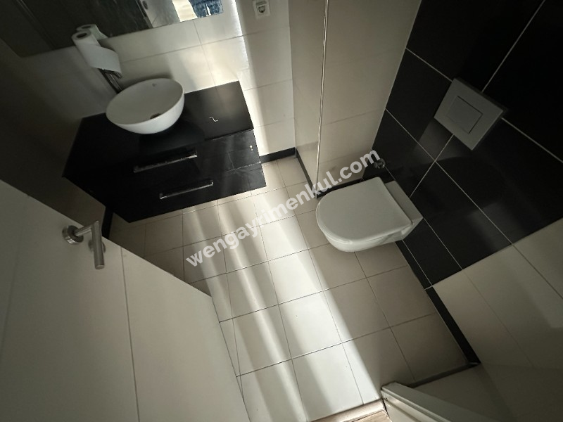 SARİSSA'da_Tek Yetkili_MEBRUR'dan_BOŞ_Oturuma Hazır_1+1_71 m²