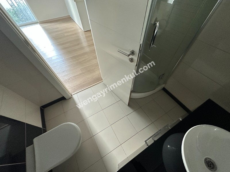 SARİSSA'da_Tek Yetkili_MEBRUR'dan_BOŞ_Oturuma Hazır_1+1_71 m²