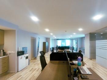 İstanbul Kozyatağı E5 Cepheli Prestijli Ofis Katı Kiralık