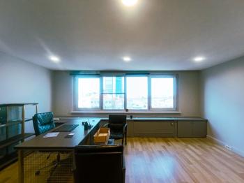 İstanbul Kozyatağı E5 Cepheli Prestijli Ofis Katı Kiralık