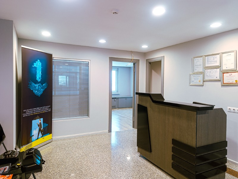 İstanbul Kozyatağı E5 Cepheli Prestijli Ofis Katı Kiralık