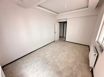 GÜVENAY - ÇORUM HZ.İBRAHİM CAMİİ YANINDA SATILIK SIFIR 3+1 DAİRE