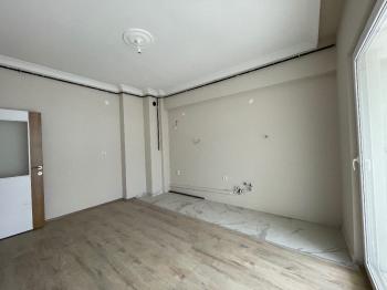 GÜVENAY - ÇORUM FEN LİSESİ BÖLGESİ YENİ HASTAHANE CİV. 3+1 SATILIK DAİRE