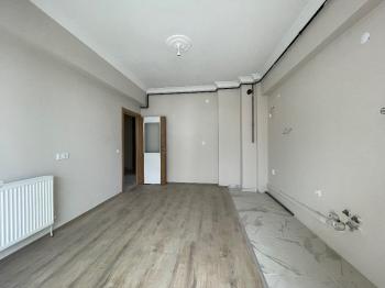 GÜVENAY - ÇORUM FEN LİSESİ BÖLGESİ YENİ HASTAHANE CİV. 3+1 SATILIK DAİRE