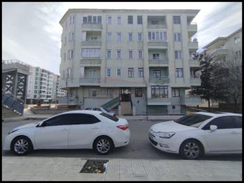 GÜVENAY - ÇORUM ULUKAVAK OSMANCIK CADDESİ ÜZERİ SATILIK 2+1 DAİRE