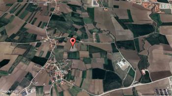 GÜVENAY - ÇORUM CELİLKIRI KÖYÜ YOL ÜZERİ 1,760 M² SATILIK TARLA HİSSESİ