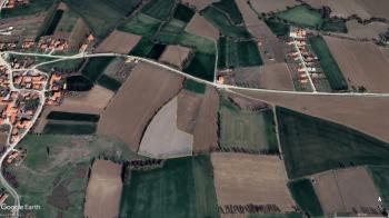 GÜVENAY - ÇORUM CELİLKIRI KÖYÜ YOL ÜZERİ 1,760 M² SATILIK TARLA HİSSESİ