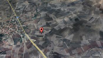 MECİTÖZÜ ELVANÇELEBİ KÖYÜ 10.252 M² SATILIK TARLA