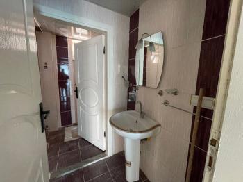 GÜVENAY- ÇORUM MERKEZ ÇİFTLİK CADDESİ MEVKİ SATILIK  GENİŞ 3+1 DAİRE