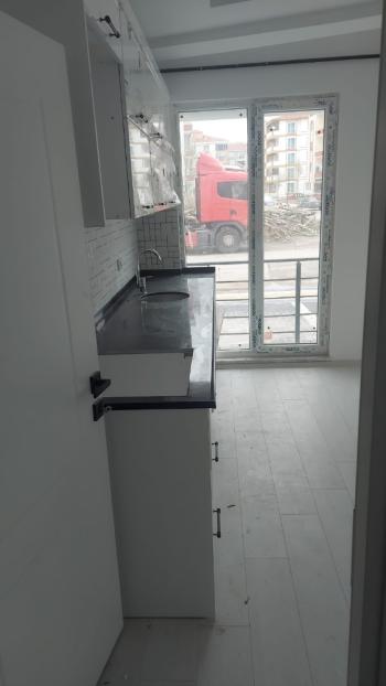 GÜVENAY - ÇORUM İKİZLER BENZİNLİĞİ ARKASI 2+0 SATILIK DAİRE