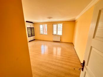 GÜVENAY - ÇORUM ÇEVREYOLU ÜZERİ 4+1 KİRALIK DAİRE 