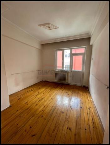 GÜVENAY - ÇORUM GAZİ CAD. HALK BANK ARKASI 3+1 SATILIK DAİRE