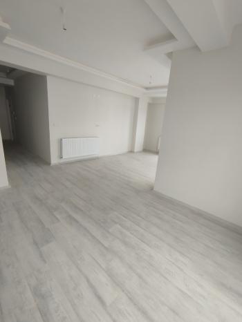 GÜVENAY - ÇORUM FEN LİSESİ CİVARI 2+1 ARA KAT SATILIK DAİRE