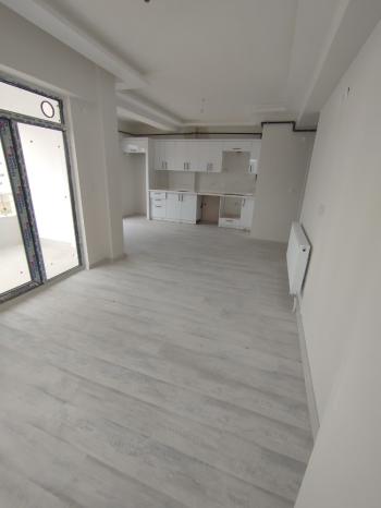 GÜVENAY - ÇORUM FEN LİSESİ CİVARI 2+1 ARA KAT SATILIK DAİRE