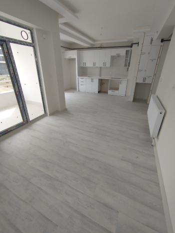 GÜVENAY - ÇORUM FEN LİSESİ CİVARI 2+1 ARA KAT SATILIK DAİRE