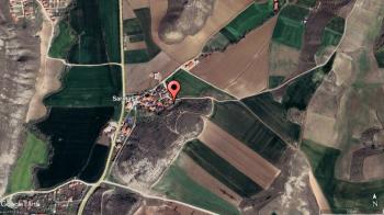 GÜVENAY - ÇORUM SARMAŞADA KÖYÜN YANI TEK TAPU 536 M² BAHÇE