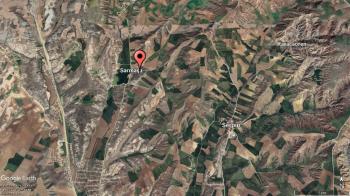 GÜVENAY - ÇORUM SARMAŞADA KÖYÜN YANI TEK TAPU 536 M² BAHÇE