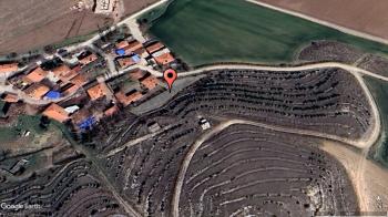 GÜVENAY - ÇORUM SARMAŞADA KÖYÜN YANI TEK TAPU 536 M² BAHÇE