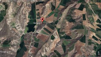 GÜVENAY - ÇORUM SARMAŞADA KÖYÜN YANI TEK TAPU 536 M² BAHÇE