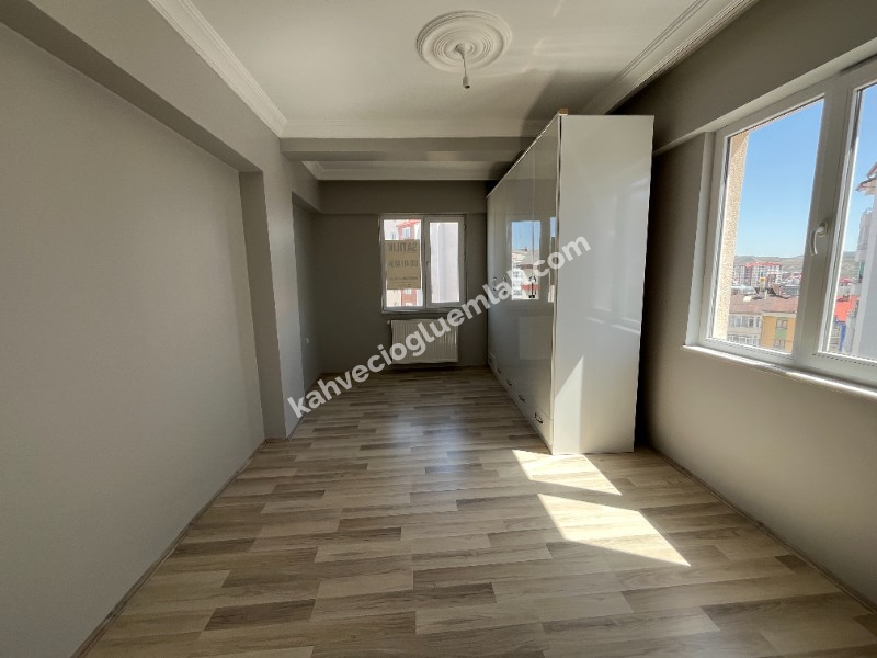 KAHVECİOĞLU EMLAK'DAN KILAVUZ MAH SATILIK DAİRE