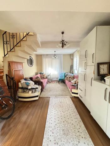 Kanat Elaktan Marmara Ereğlisi Dereağzı Mahallesinde Sezonluk Kiralık Villa