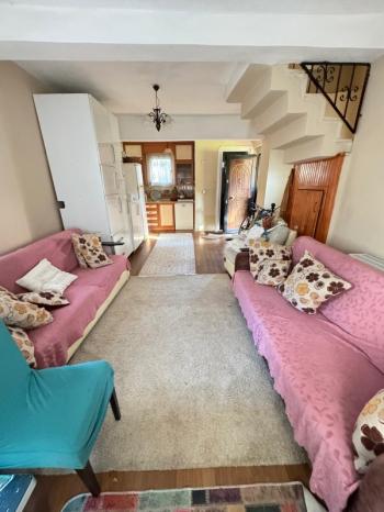 Kanat Elaktan Marmara Ereğlisi Dereağzı Mahallesinde Sezonluk Kiralık Villa