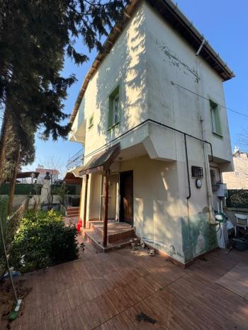 Kanat Elaktan Marmara Ereğlisi Dereağzı Mahallesinde Sezonluk Kiralık Villa