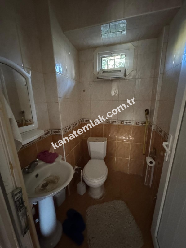 Kanat Elaktan Marmara Ereğlisi Dereağzı Mahallesinde Sezonluk Kiralık Villa