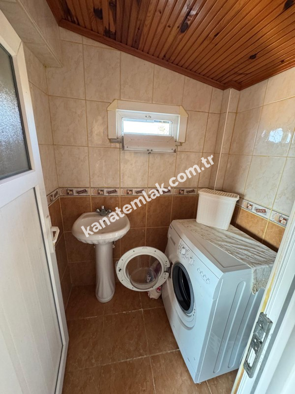 Kanat Elaktan Marmara Ereğlisi Dereağzı Mahallesinde Sezonluk Kiralık Villa