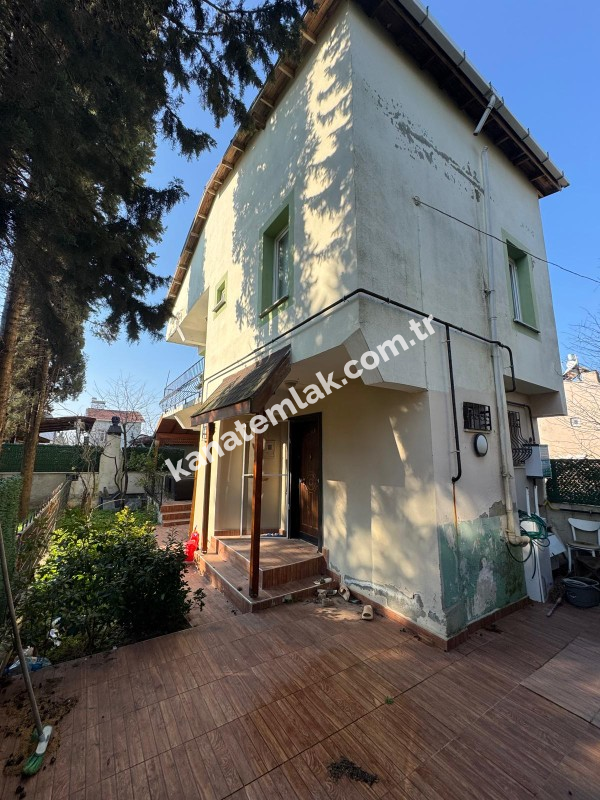 Kanat Elaktan Marmara Ereğlisi Dereağzı Mahallesinde Sezonluk Kiralık Villa