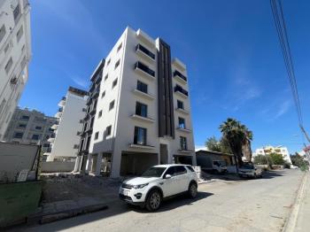 KIBRIS LEFKOŞA KÜÇÜKKAYMAKLI BÖLGESİNDE SATILIK YENİ SIFIR DAİRE