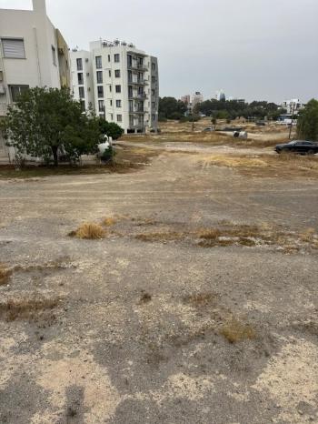 KIBRIS LEFKOŞA KERMİYA BÖLGESİNDE APARTMAN İZİNLİ SATILIK  ARSA