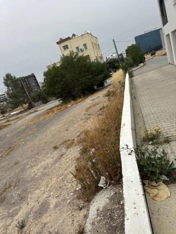 KIBRIS LEFKOŞA KERMİYA BÖLGESİNDE APARTMAN İZİNLİ SATILIK  ARSA