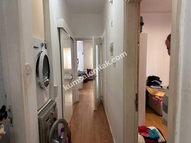 KIBRIS MAĞUSA BÖLGESİNDE ZEMİNKAT BAHÇELİ SATILIK DAİRE