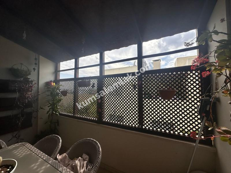 KIBRIS LEFKOŞA GÖNYELİ BÖLGESİNDE SATILIK LÜKS DAİRE