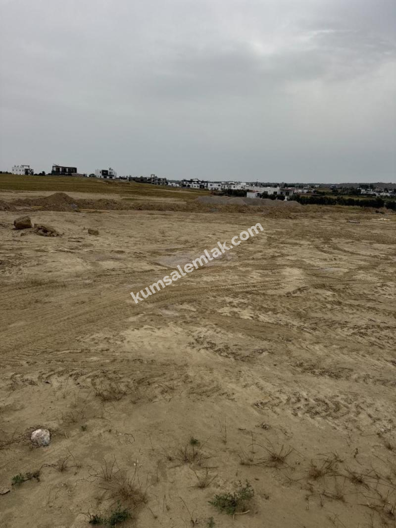  ALAYKÖY DE 65.000 STG den BAŞLAYAN SATILIK ARSALAR
