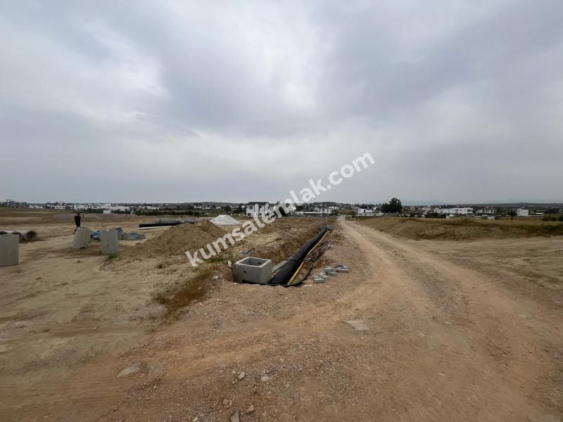  ALAYKÖY DE 65.000 STG den BAŞLAYAN SATILIK ARSALAR