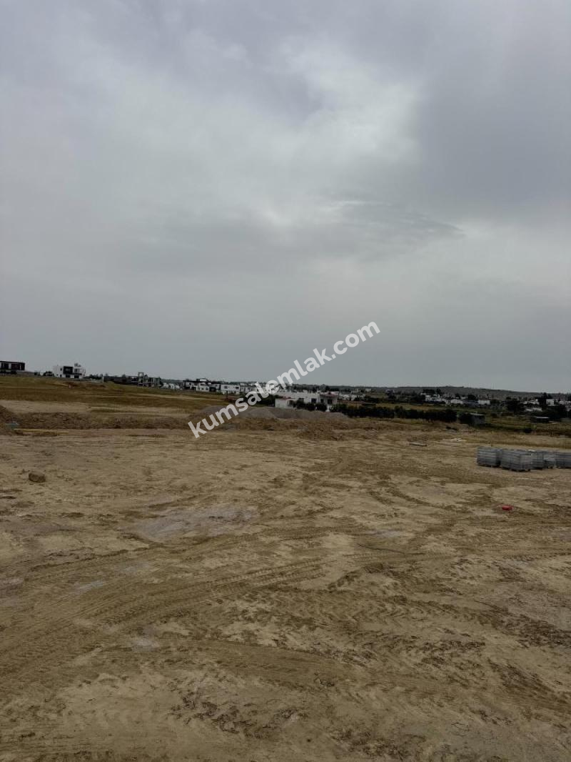  ALAYKÖY DE 65.000 STG den BAŞLAYAN SATILIK ARSALAR