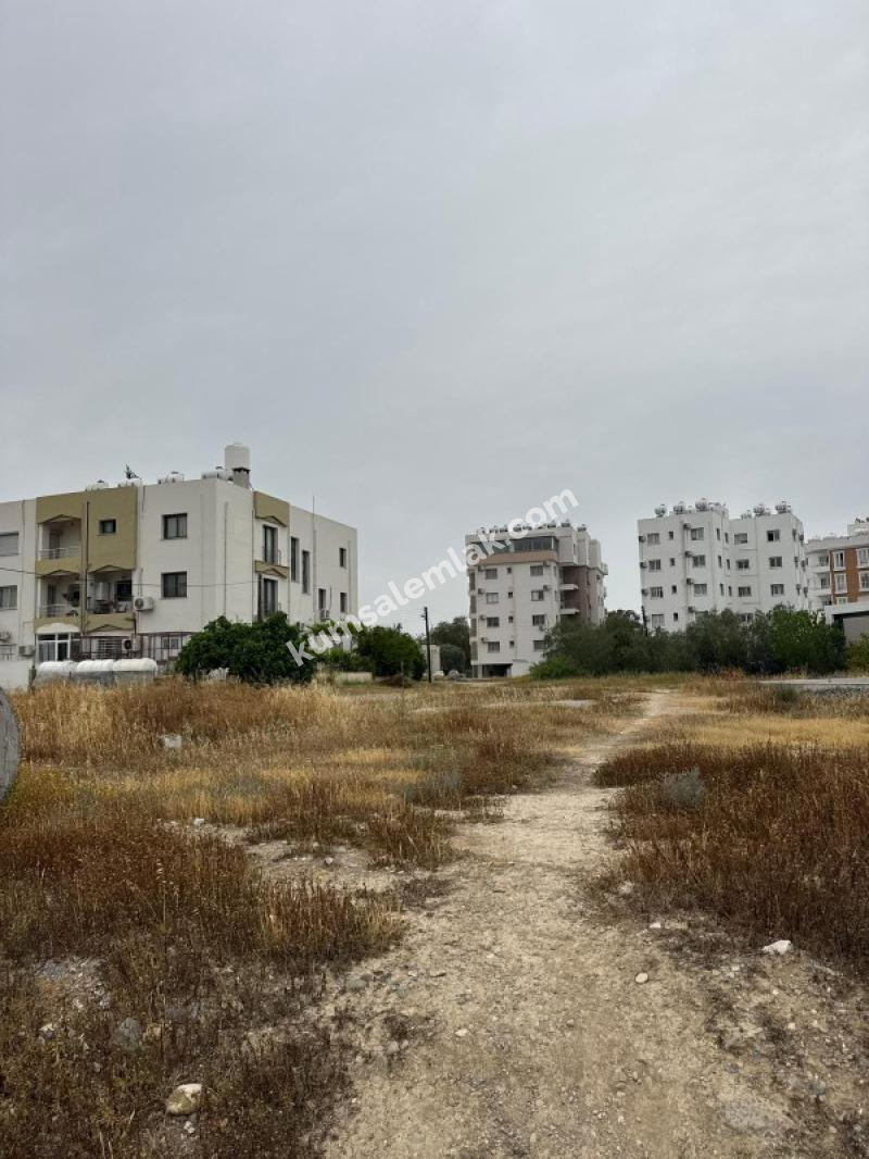 KIBRIS LEFKOŞA KERMİYA BÖLGESİNDE APARTMAN İZİNLİ SATILIK  ARSA