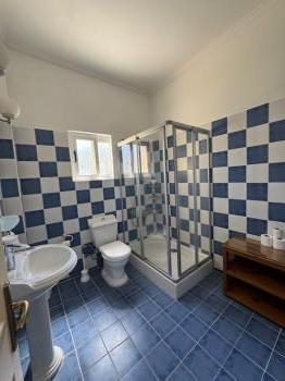 Girne Çatalköy'de Özel Yüzme Havuzlu, Geniş Bahçeli Satılık Müstakil Villa
