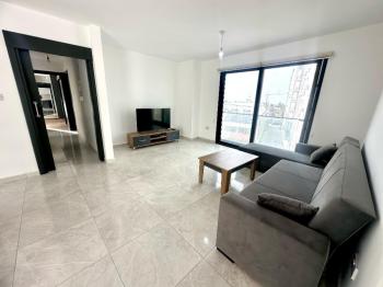 Girne Türk Mahallesi Ebeveyn Banyolu Kiralık Full Eşyalı 3+1 Daire