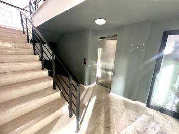 Girne Türk Mahallesi Ebeveyn Banyolu Kiralık Full Eşyalı 3+1 Daire
