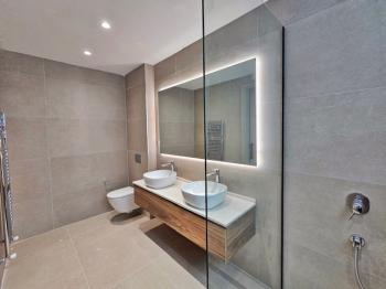 Girne Bellapais'te Satılık Özel Tasarım 4+1 Havuzlu Lüks Villa