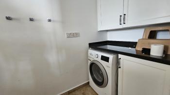 Çatalköy'de Havuzlu, Bodrumlu, Lüks 4 Yatak Odalı Villa – Muhteşem Deniz ve Dağ Manzaralı