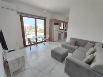 Girne Ozanköyde Çatı Teraslı ve Deniz Manzaralı 2+1 Kiralık Daire