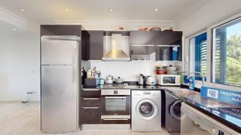 Girne Esentepede Yüzme Havuzlu ve Deniz Manzaralı 2+1 Kiralık Daire