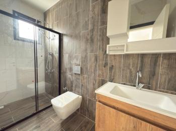 Girne Lapta’da Modern ve Konforlu Satılık  3+1 Daire