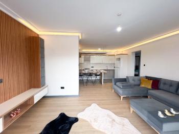 Girne Lapta’da Modern ve Konforlu Satılık  2+1 Daire