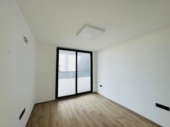 Girne Karakumda Yeni Lüks Dubleks 2+1 Kiralık Daireler 