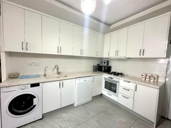 Girne Merkez Muhteşem Lokasyonda Satılık 2+1 Daire